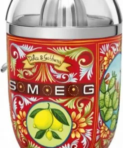Entsafter & Zitruspressen Smeg CJF01DGEU Dolce & Gabbana Zitruspresse Dekor 11 Entsafter & Zitruspressen Smeg CJF01DGEU Dolce & Gabbana Zitruspresse Dekor -Küchenkleingeräte Verkäufe 9291b8dc 18ad 4de4 a287 764ecdc647a7 600x600